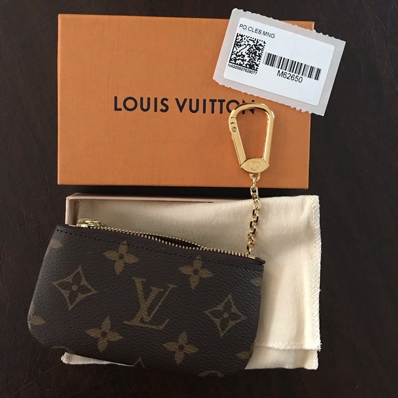Louis Vuitton Accessories - NWT Louis Vuitton Key Pouch - Monogram